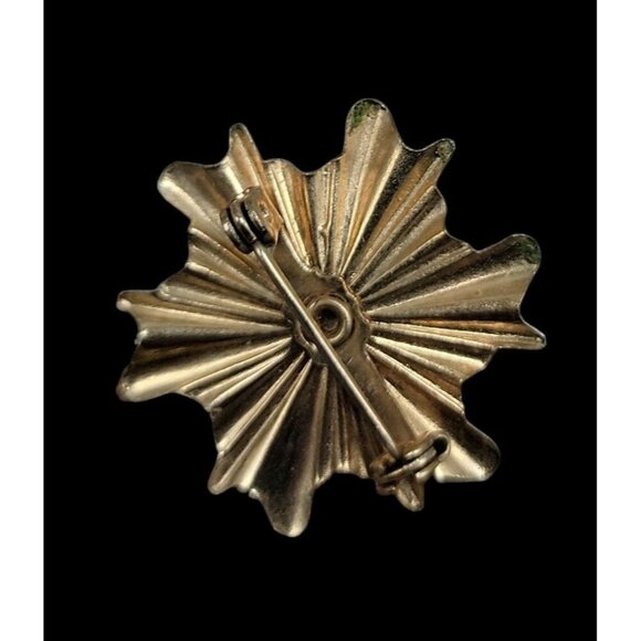 Gold Plated Star Burst Brooch Flower Center Red Rhinestone Accenr Vintage - Picture 3 of 8